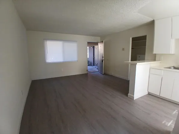 911 Thomas Ave APT 7, San Diego, CA 92109