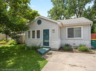 22811 Tulane Ave, Farmington Hills, MI