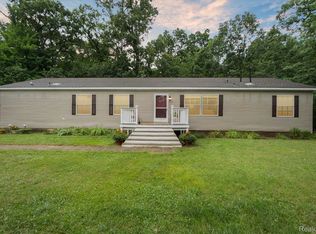 9920 Cambridge Acres Ct, Holly, MI 48442