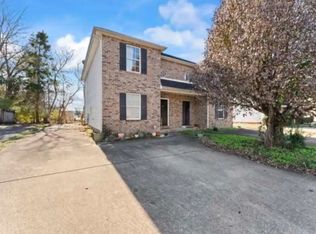 1422 Middleborough Ct, Murfreesboro, TN 37130