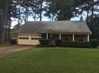 1804 S Grady St, Hope, AR 71801