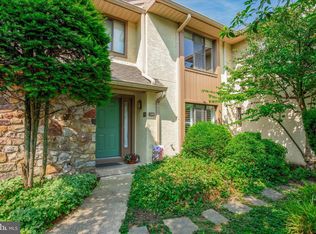 14 High Gate Ln, Blue Bell, PA 19422