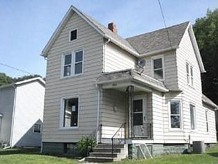 1st image of 586 E Bluff St