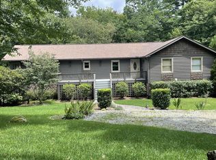 2128 Yellow Mountain Rd, Cullowhee, NC 28723