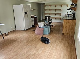 2205 Temples Point Rd, Havelock, NC 28532