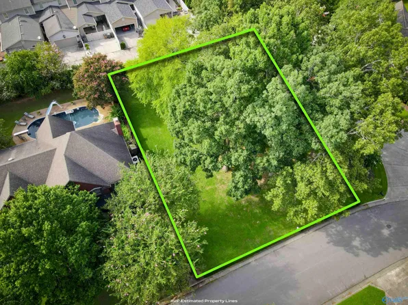 1551 Black Hall Ln SE, Decatur, AL 35601