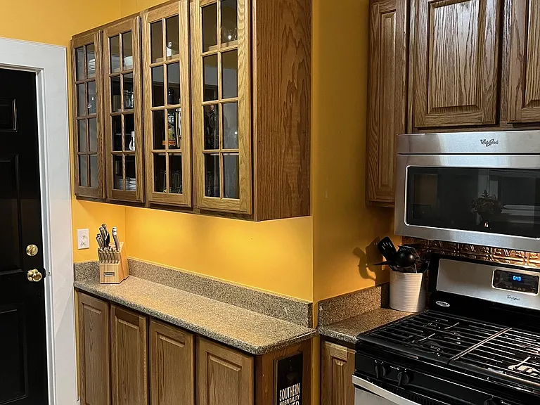 3001 River Dr — Photo 15