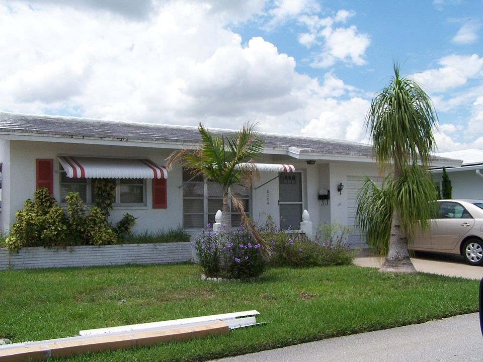 1st image of 8208 NW 59th Ct