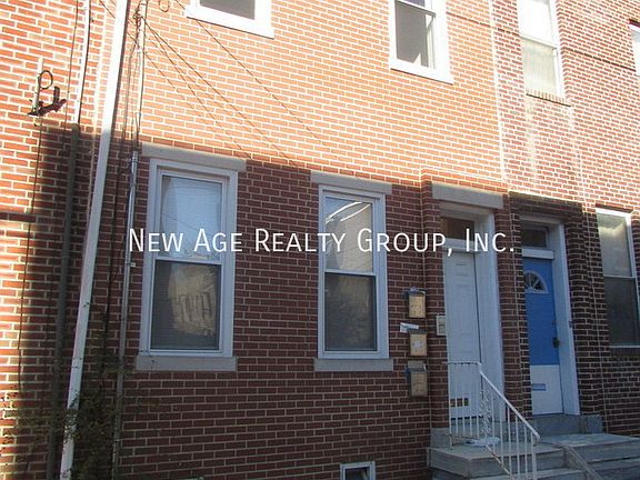 2nd image of 1941 Poplar St #3