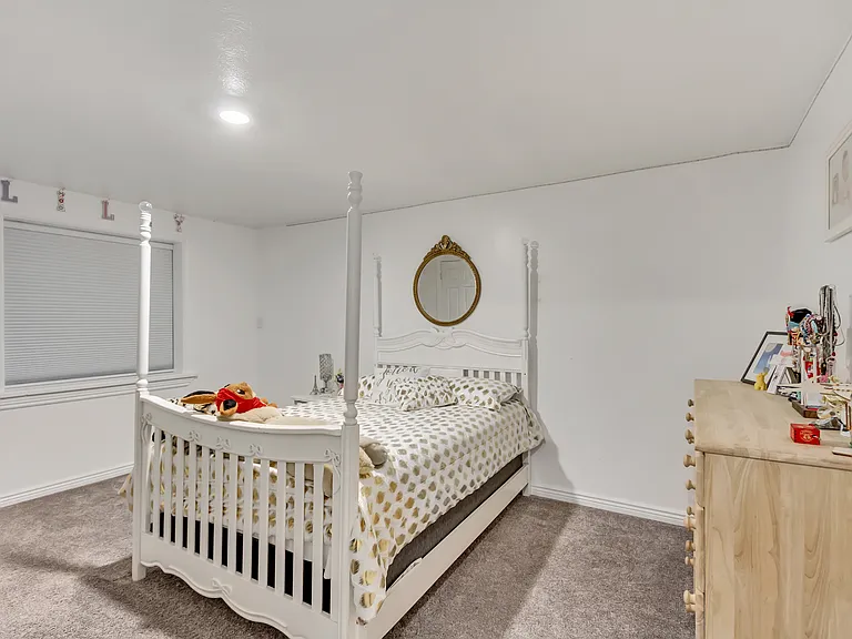 5943 Genoa Ln — Photo 22