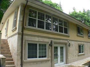 1805 132nd Pl SE, Bellevue, WA 98005