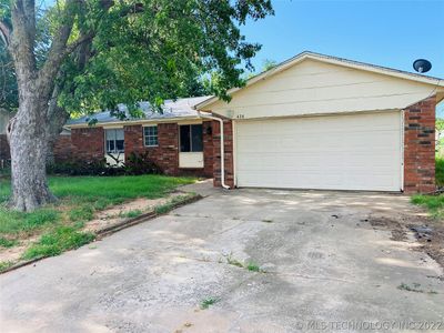424 W F St, Jenks, OK, 74037