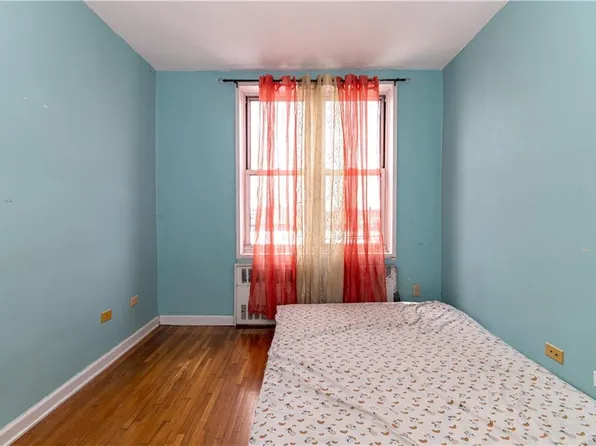 720 East 31st Street image 14 of 17