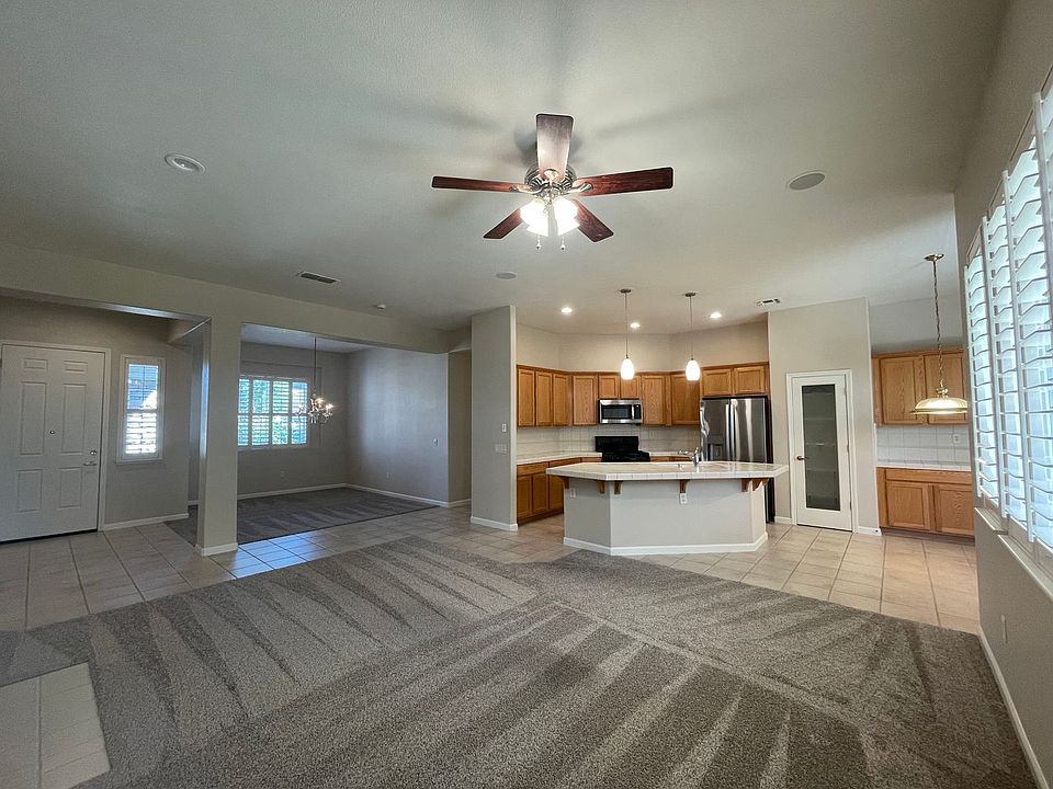 1st image of 9436 Emerald Cove Ln