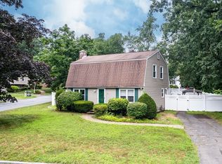6 Baird Trce, Springfield, MA 01118
