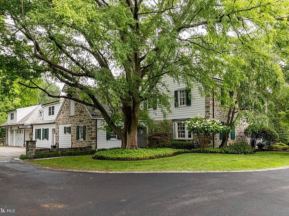 2nd image of 107 E Mill Rd