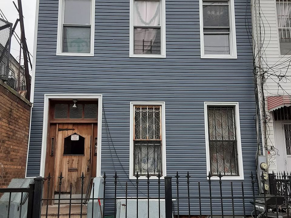 1st image of 373 Bleecker St