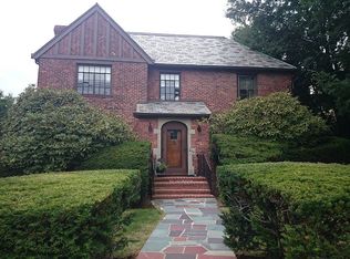 294 Kent St, Brookline, MA 02446