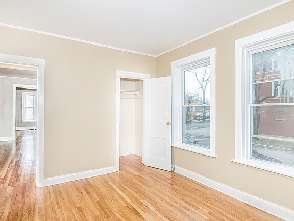 3rd image of 1853 N Karlov Ave #3