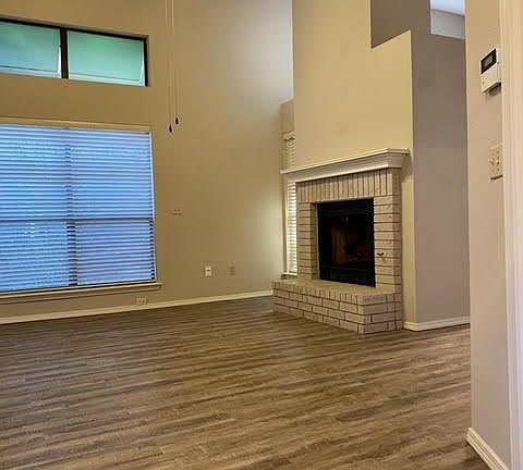 Entrance from front door to living room.