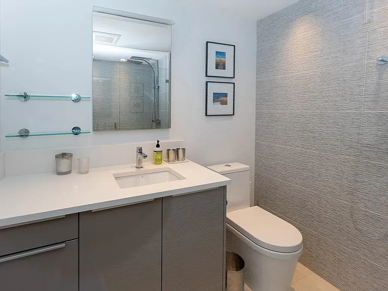 1067 Marinaside Cres #1703 — Photo 20
