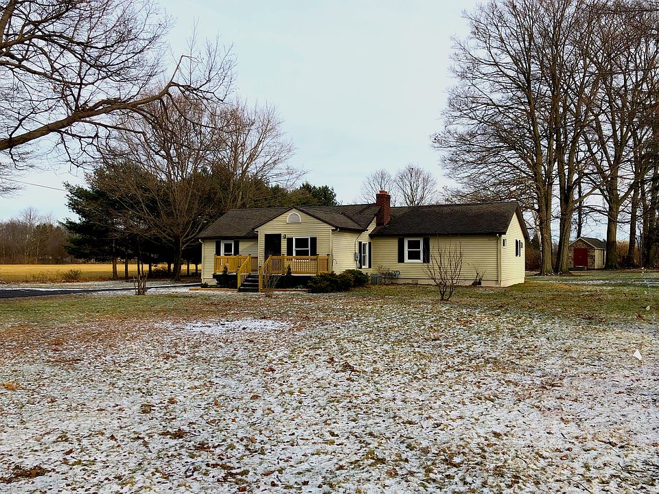 1st image of 52 Grove Ave