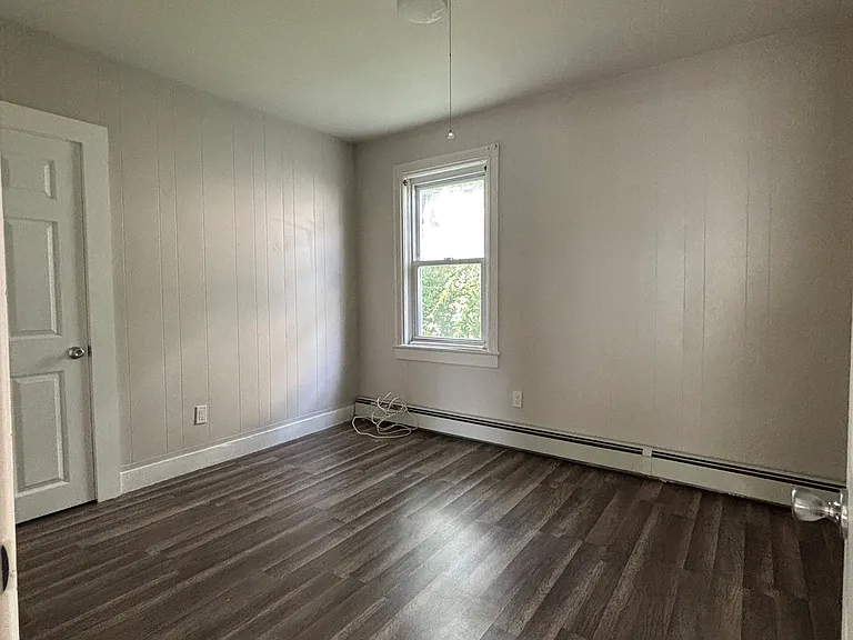 31 Grape St #1 — Photo 6