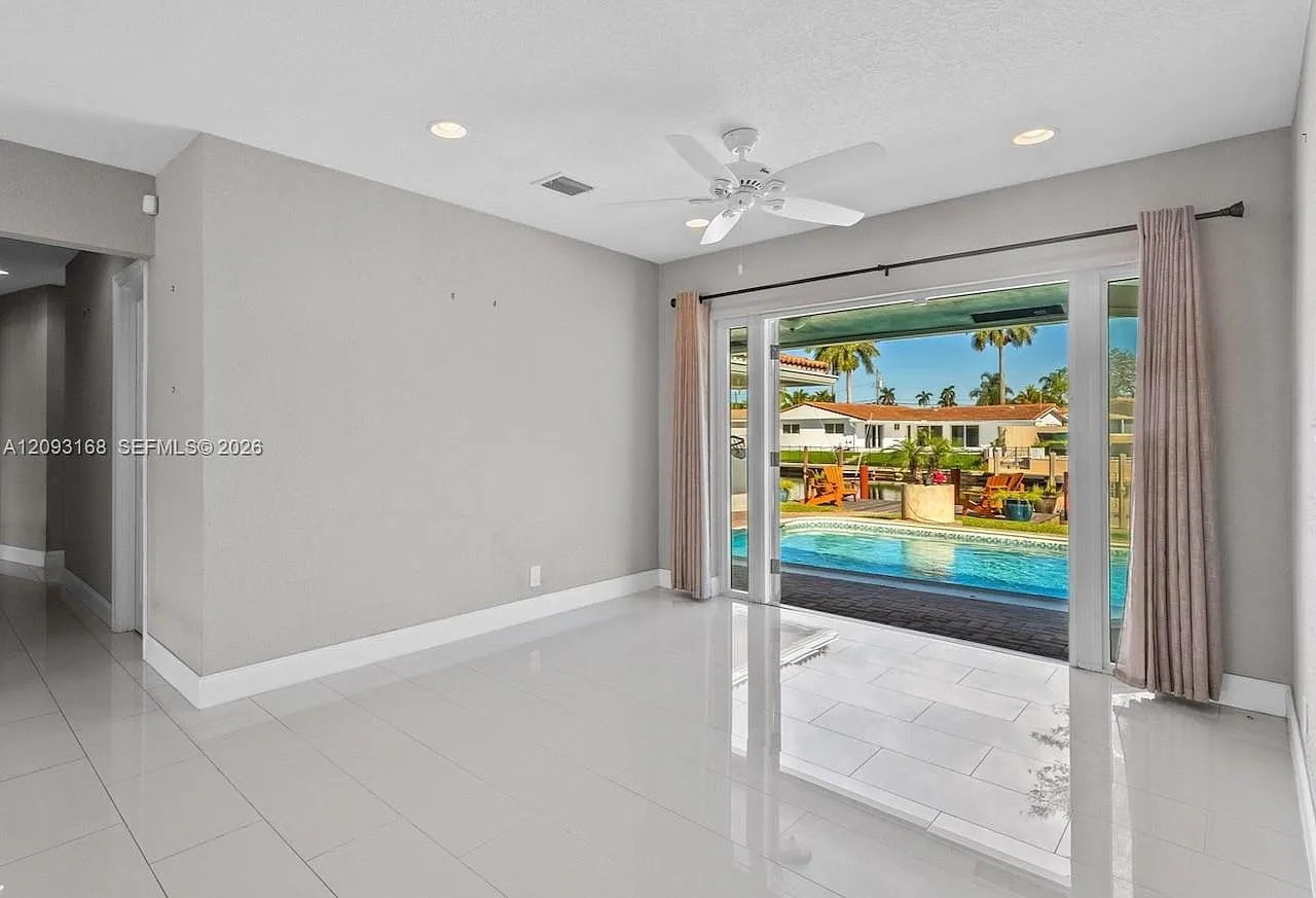Coral Ridge Isles — Photo 4