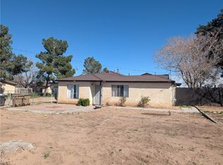 11057 Balsam Rd, Hesperia, CA 92345