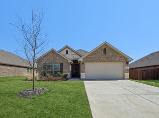 212 Magnolia Dr, Azle, TX 76020