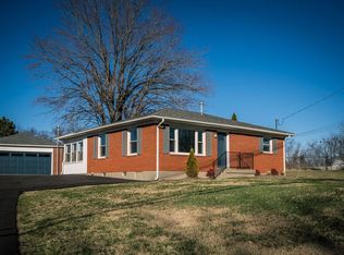 7111 E Manslick Rd, Louisville, KY 40228