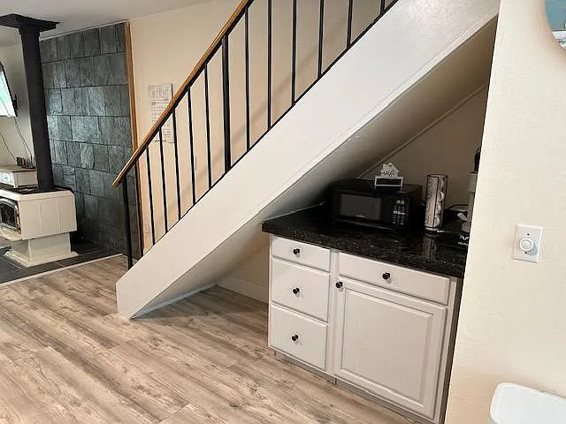 2 bed, 1000 sqft, $1,650 — Photo 4