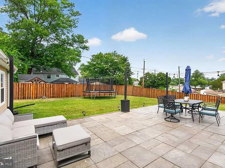 12420 Seabury Ln — Photo 46