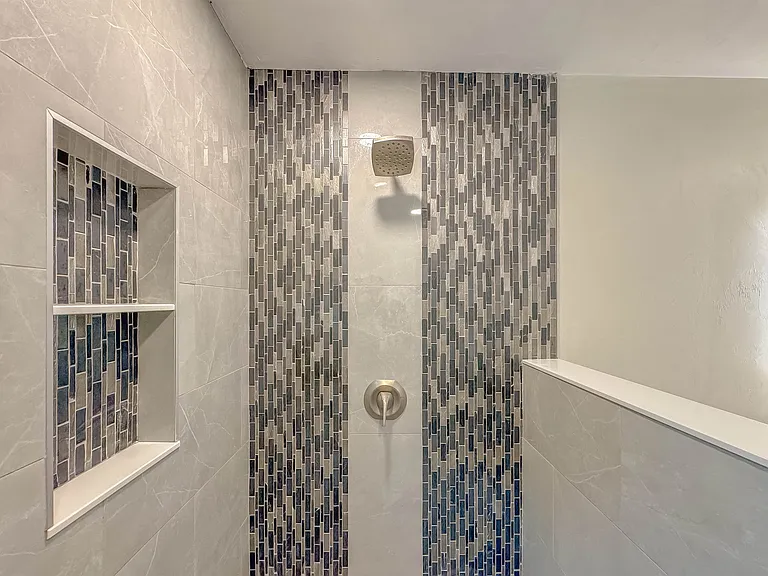 1044 Seminole Dr — Photo 10