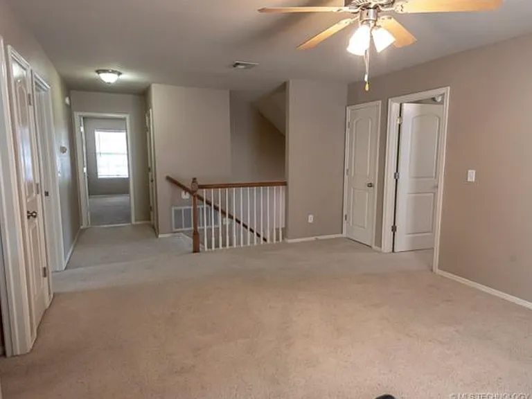4201 W Kent St — Photo 27