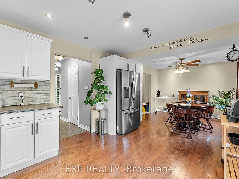 3 Briarsdale Cres — Photo 9