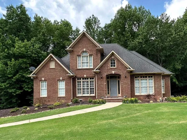 6390 Walnut Dr, Pinson, AL 35126