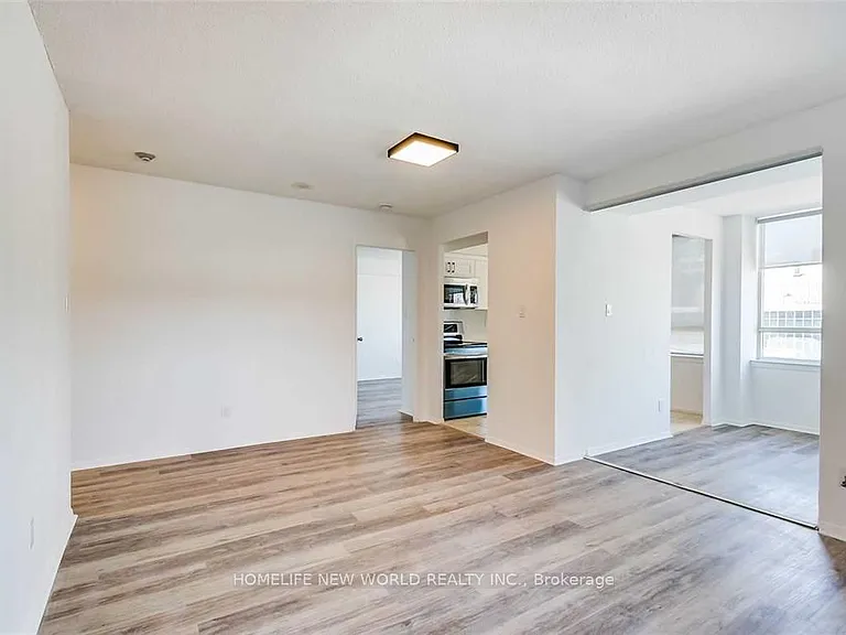 633 Bay St #2523 — Photo 5