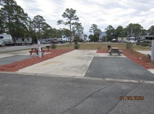 818 Haven Ct, Carrabelle, FL 32322