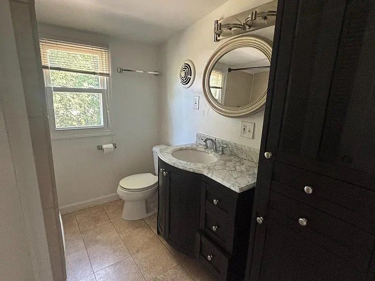 6844 Westmoreland Rd — Photo 25