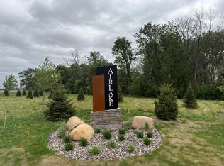 4843 Island Park Dr, Woodbury, MN 55129