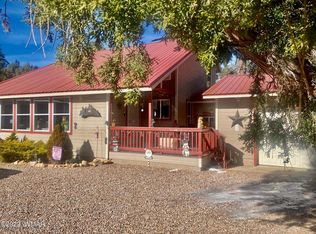 1980 Pine Cone Cir, Overgaard, AZ 85933