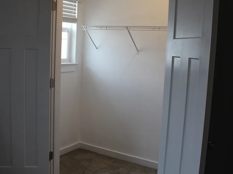 2338 Patrick Ave — Photo 25