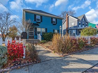 36 Washington St, Keyport, NJ 07735