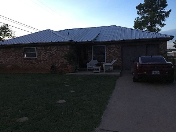 5th image of 801 E Arkansas Ave