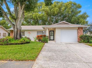 142 Stafford Cir, Palm Harbor, FL 34684