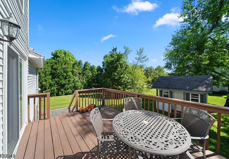 32 Montville Ave — Photo 23