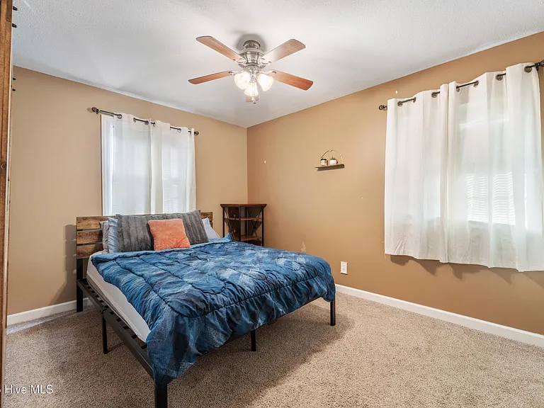 226 Church Rd — Photo 10