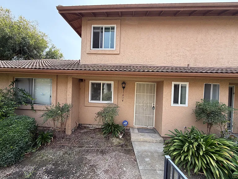 Front Townhouse