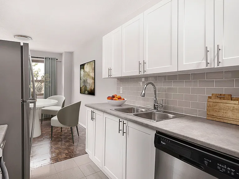 2077 Prospect St — Photo 1